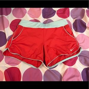Nike women’s dri-fit shorts size large
